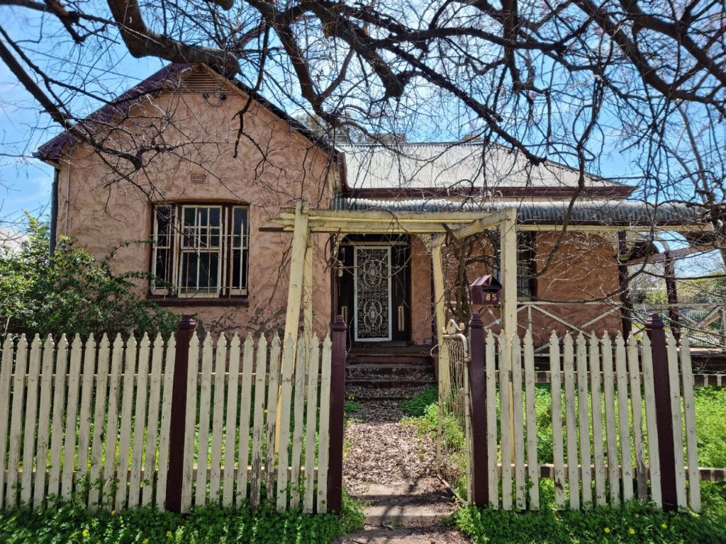 The sale of 85 Clarinda Street house property