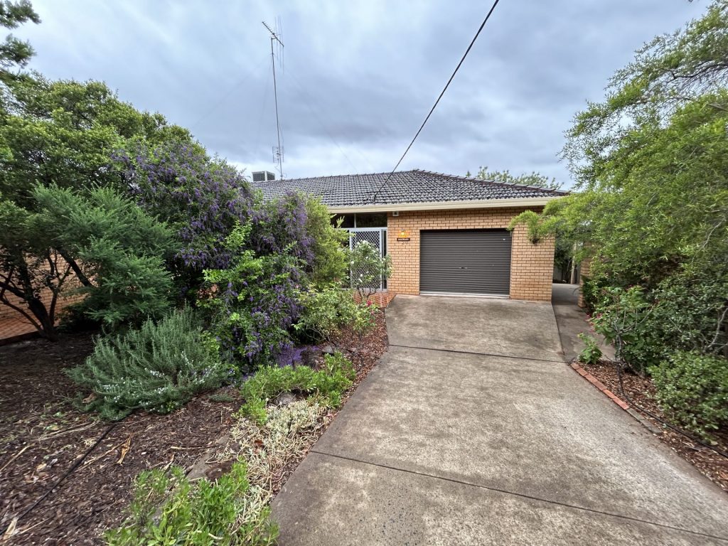 Amazing Work property